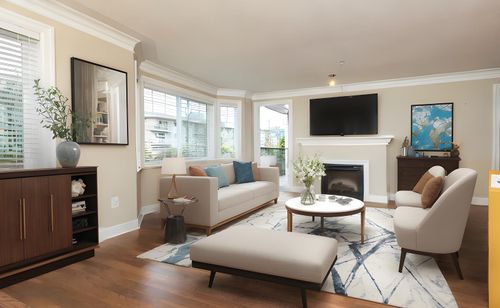 207-15357 Roper Ave, White Rock, BC, V4B2G2 | Card Image