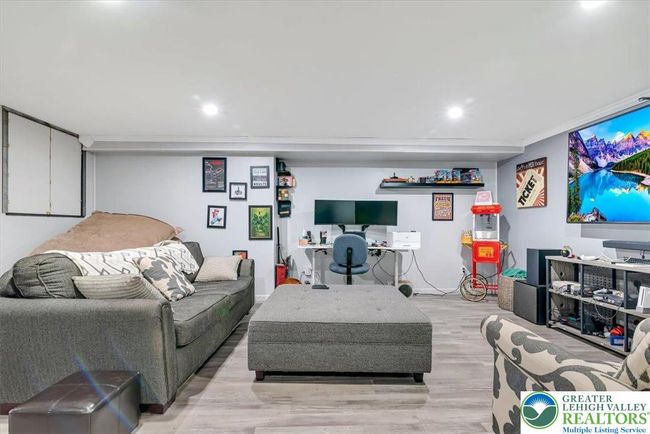 742 White Oak Rd, House other with 3 bedrooms, 2 bathrooms and null parking in Cresco PA | Image 39