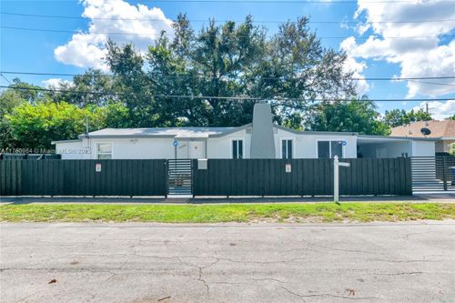 9398 Nw 4th Ave, Miami, FL, 33150-2121 | Card Image