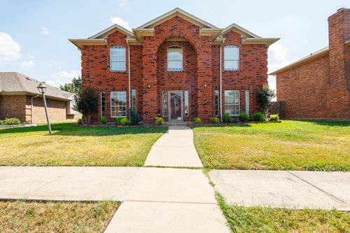 9118 Barton Creek Dr, Rowlett, TX, 75089-2637 | Card Image