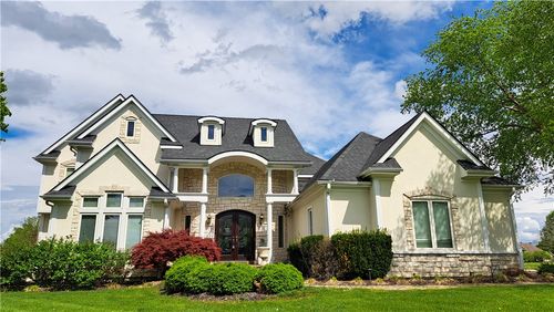 158 Signature Dr, Xenia, OH, 45385-8904 | Card Image