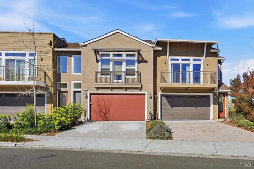 526 Jade Street, Petaluma, CA, 94952 | Card Image