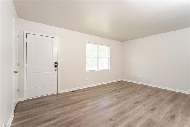 326 Mountview Dr, House other with 3 bedrooms, 2 bathrooms and null parking in Mocksville NC | Image 4