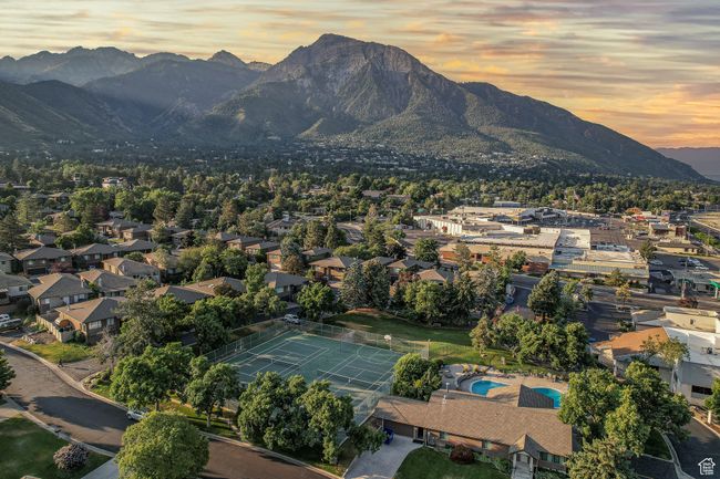 View of property location featuring mountains | Image 38