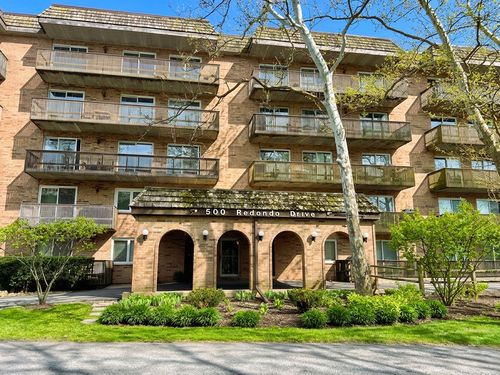 202-500 Redondo Dr, Downers Grove, IL, 60516-4628 | Card Image