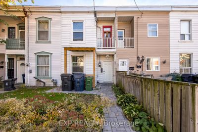 37 Vine Ave, House attached with 3 bedrooms, 3 bathrooms and null parking in Toronto ON | Image 3