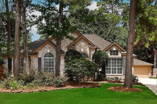 67 N Old Cedar Cir, The Woodlands, TX, 77382-1326 | Card Image