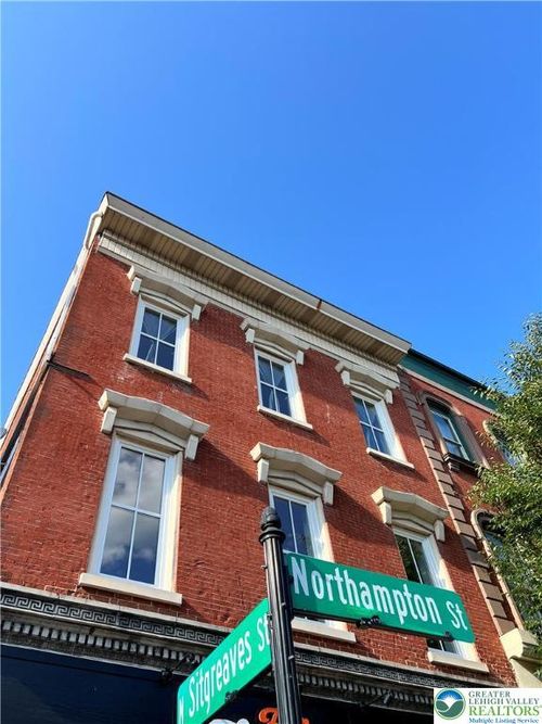 apt-4-233 Northampton St, EASTON, PA, 18042-3650 | Card Image