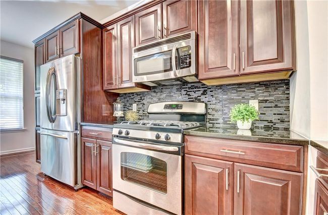 15 High Ridge Ln, Condo with 2 bedrooms, 3 bathrooms and null parking in Middletown NY | Image 4