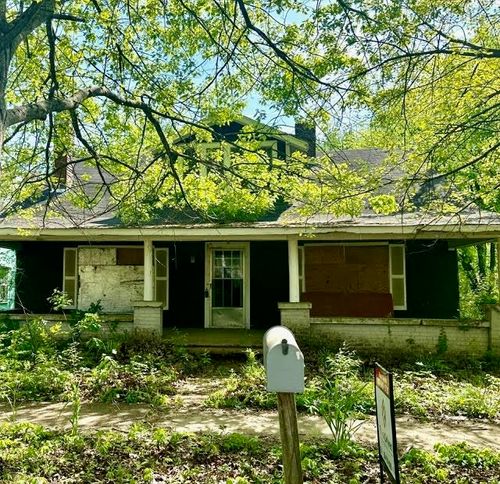 410 Howell St, Florence, AL, 35630 | Card Image