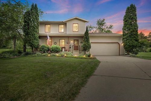 3702 Spring Hill Court, Middleton, WI, 53562 | Card Image