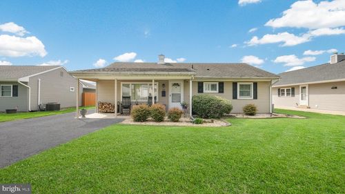 712 Austin Dr, FAIRLESS HILLS, PA, 19030-1327 | Card Image