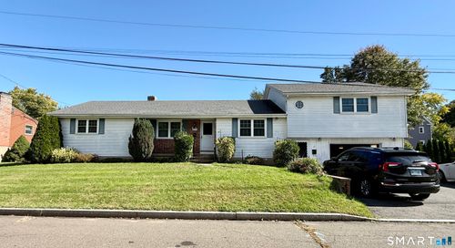 14 Casper St, Middletown, CT, 06457-2213 | Card Image