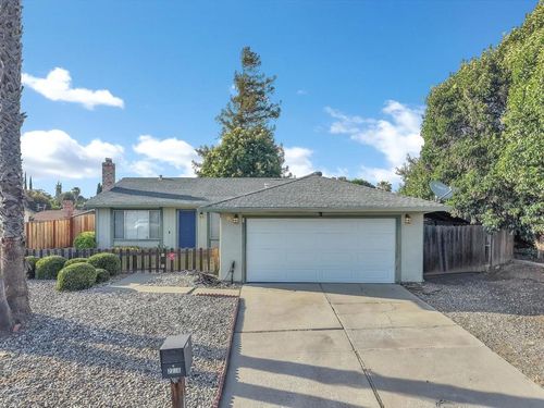 2226 Meredith Way, Antioch, CA, 94509-5754 | Card Image