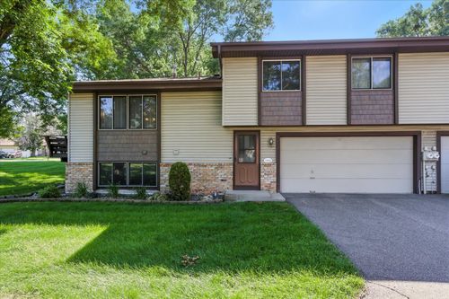 3802 Brookdale Cir N, Brooklyn Park, MN, 55443-2869 | Card Image