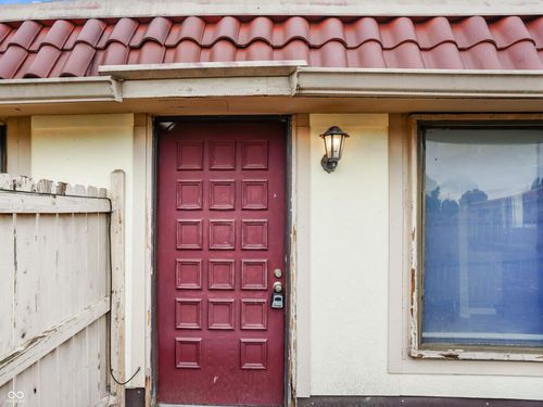 8416 Del Prado Ct, Indianapolis, IN, 46227-6108 | Card Image