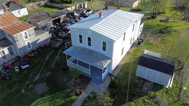 307 2 Nd St, House other with 4 bedrooms, 2 bathrooms and null parking in SHENANDOAH VA | Image 6