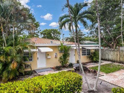 1420 S Miami Rd, House other with 2 bedrooms, 2 bathrooms and null parking in Fort Lauderdale FL | Image 1