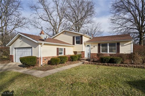 4369 Galaxy Drive, Stow, OH, 44224 | Card Image