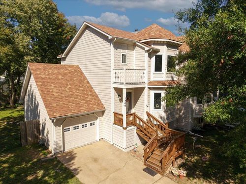 1706 E Evergreen Ct, Derby, KS, 67037-3523 | Card Image