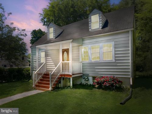 12124 Livingston St, SILVER SPRING, MD, 20902-1219 | Card Image