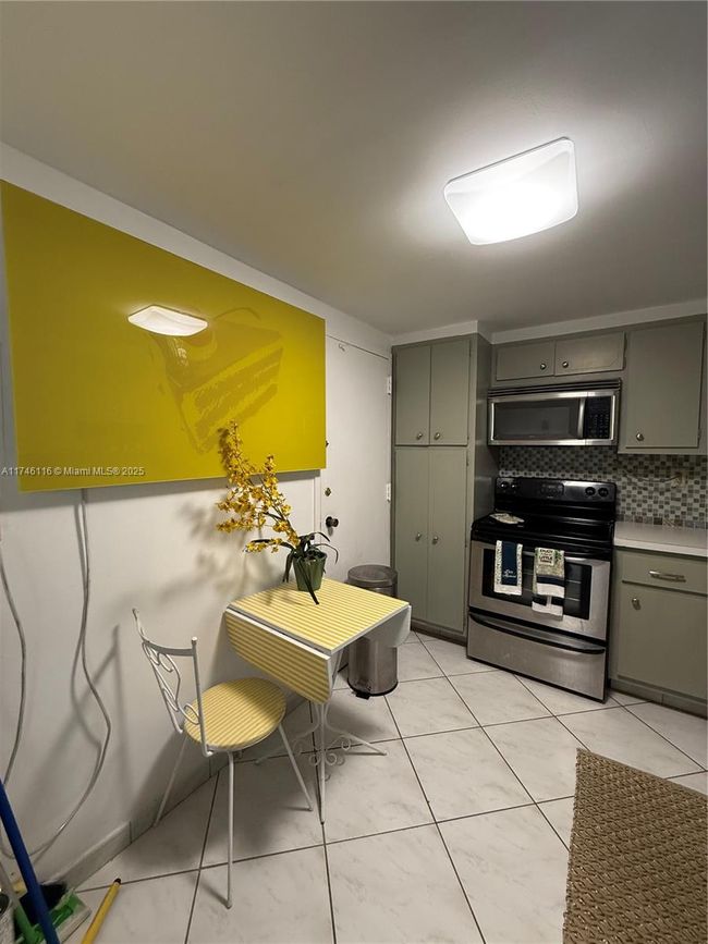 APT-628 - 500 Bayview Dr, Condo with 1 bedrooms, 2 bathrooms and null parking in Sunny Isles Beach FL | Image 16