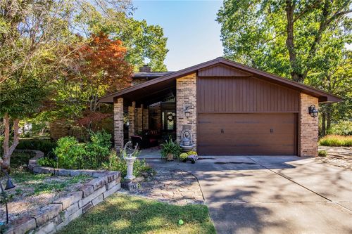 8652 Apple Park, Rogers, AR, 72756-3062 | Card Image