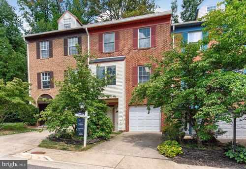 6056 Knights Ridge Way, ALEXANDRIA, VA, 22310-1636 | Card Image