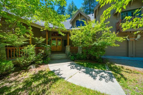 34 Wishram Trl, Graeagle, CA, 96103-1329 | Card Image