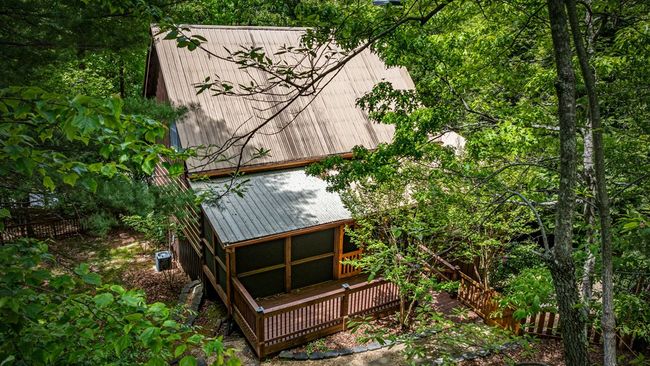 143 Kaely Dr, Home with 3 bedrooms, 3 bathrooms and null parking in Mineral Bluff GA | Image 85