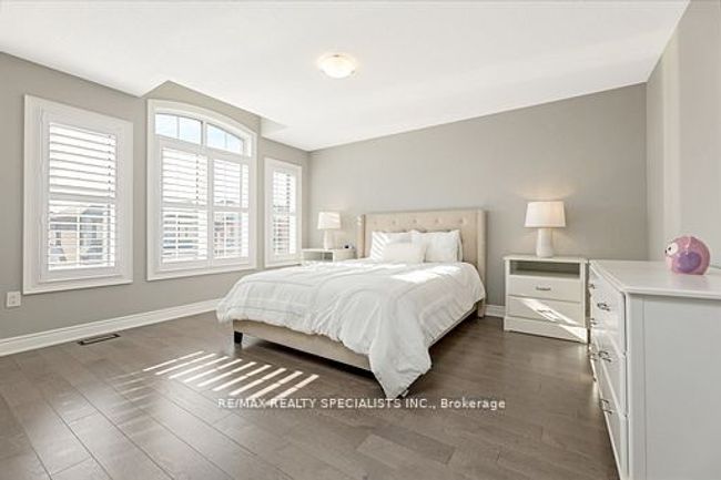 882 Magnolia Terr, House other with 4 bedrooms, 3 bathrooms and 2 parking in Milton ON | Image 30