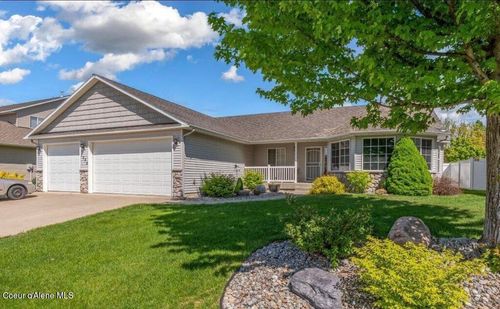 7948 N Carrington Ln, Coeur D Alene, ID, 83815-8122 | Card Image