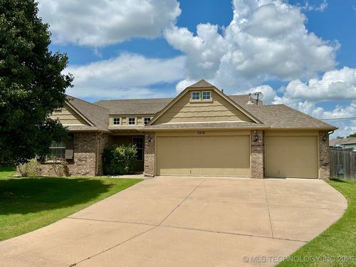3218 Debbie Ln, Bartlesville, OK, 74006-6505 | Card Image
