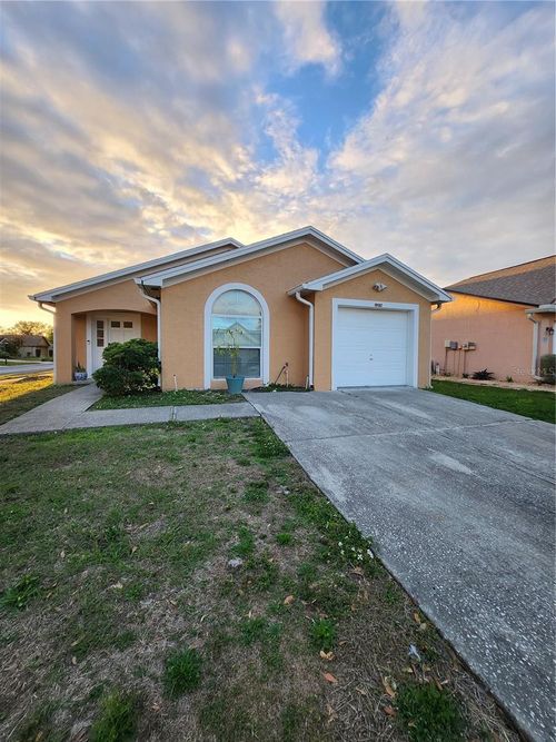 10102 Cedar Dune Dr, TAMPA, FL, 33624-5099 | Card Image