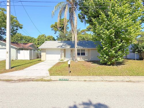 15839 Villa Dr, HUDSON, FL, 34667-4010 | Card Image