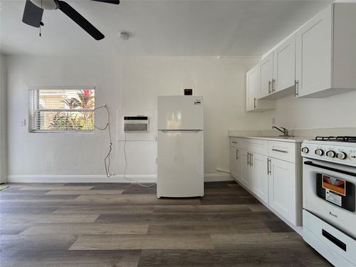 8-1743 Moffett St, Hollywood, FL, 33020-6546 | Card Image