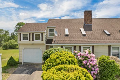 7L Senter Cove Rd, Derry, NH, 03038 | Card Image