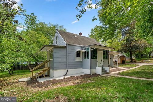 4010 Forest Grove Dr, Suitland, MD, 20746 | Card Image