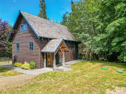 71 Waggler Way, Sequim, WA, 98382-8246 | Card Image