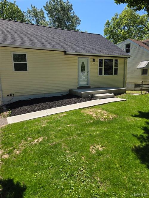 258 Williams Blvd, Ferguson, MO, 63135-1045 | Card Image