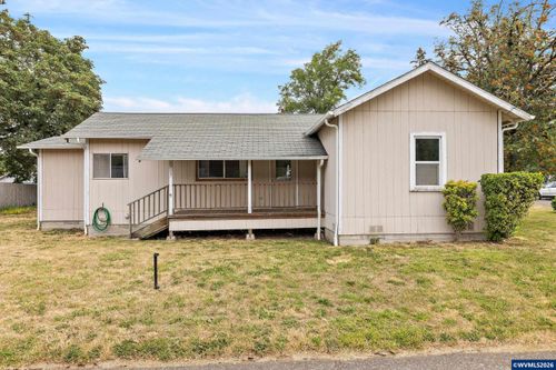 717 Main St, Lyons, OR, 97358-2325 | Card Image