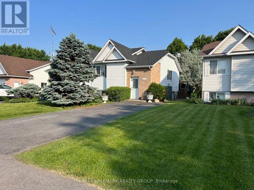 21255 Mcnaughton Crt, Bainsville, ON, K0C1E0 | Card Image