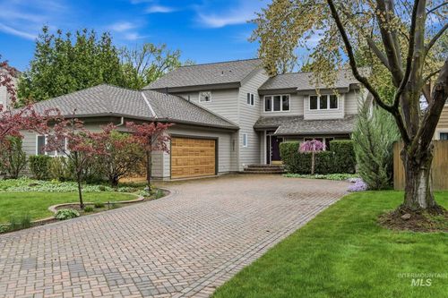 2011 S Creekside Ln, Boise, ID, 83706 | Card Image