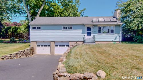 347 Edison Rd, Trumbull, CT, 06611-4313 | Card Image