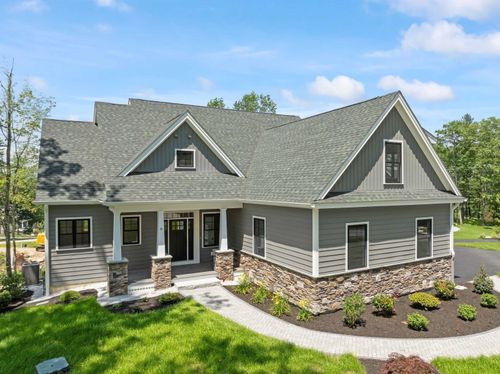 8 Deadreckoning Pt, Laconia, NH, 03246-1840 | Card Image