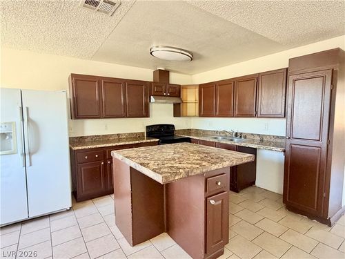 b-3717 Lillis Ave, North Las Vegas, NV, 89030-6654 | Card Image