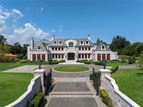 9 Hicks Ln, Sands Point, NY, 11050-1307 | Card Image