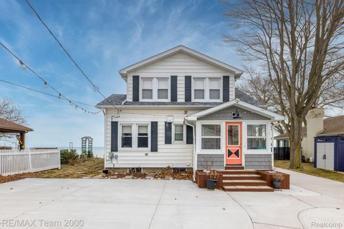 7745 Lakeview Dr, Lexington, MI, 48450-9733 | Card Image