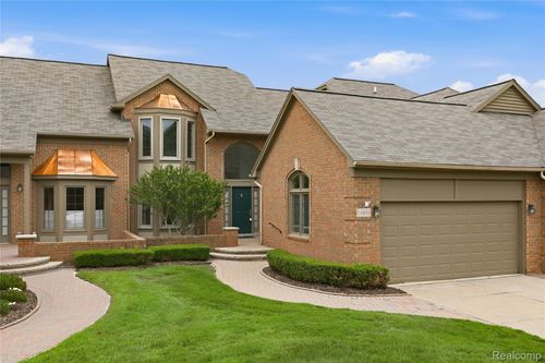 56-54698 Bellingham Dr, Shelby Township, MI, 48316-1298 | Card Image