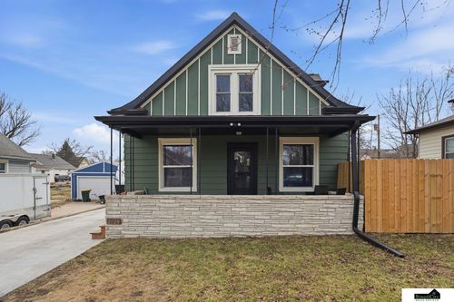 2729 Arlington Ave, Lincoln, NE, 68502-3214 | Card Image